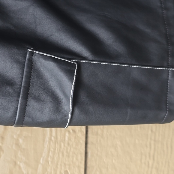 Nasty Gal Give Me a Mini Faux Leather Skirt Black NEW NWT US 4 - Picture 7 of 12